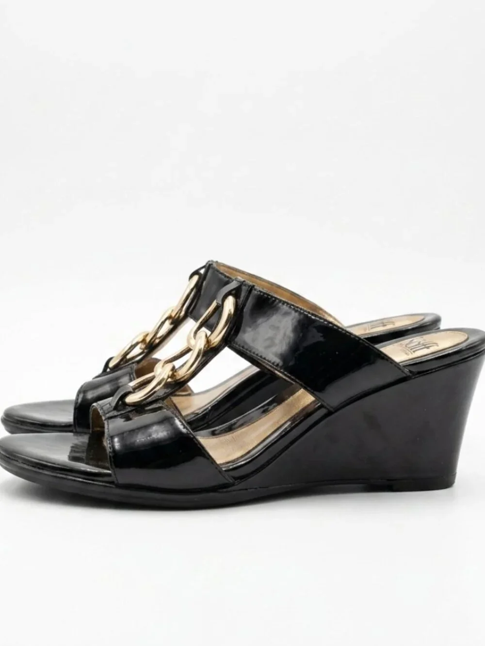 Like New Sofft Black Patent Leather Gold Ring Wedge Slide Sandals Size 8